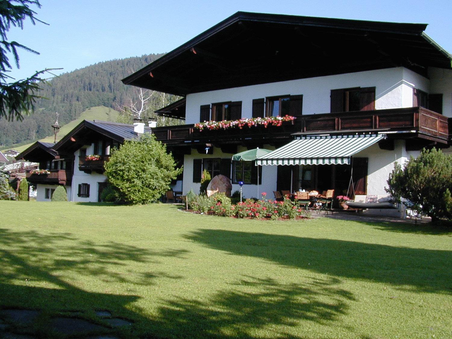 Pension Landhaus Gasteiger Kitzbühel Exteriör bild